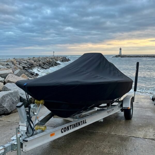 Sportsman 19 Island Reef Center Console Boat Cover & Canvas