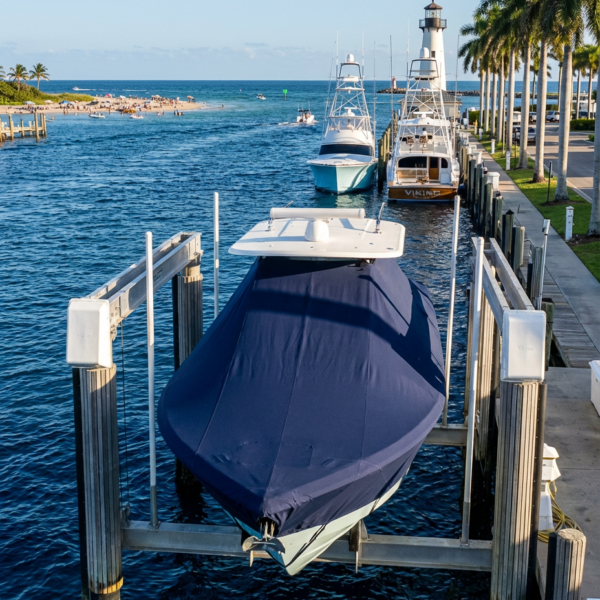 Contender 35 T-Top boat cover in Navy Sunbrella fabric