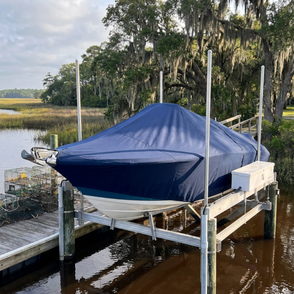 Pathfinder 2200 V center console boat cover in Navy Sunbrella fabric at Georgetown, South Carolina
